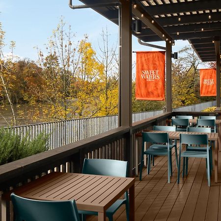 Valley River Inn Юджийн Екстериор снимка